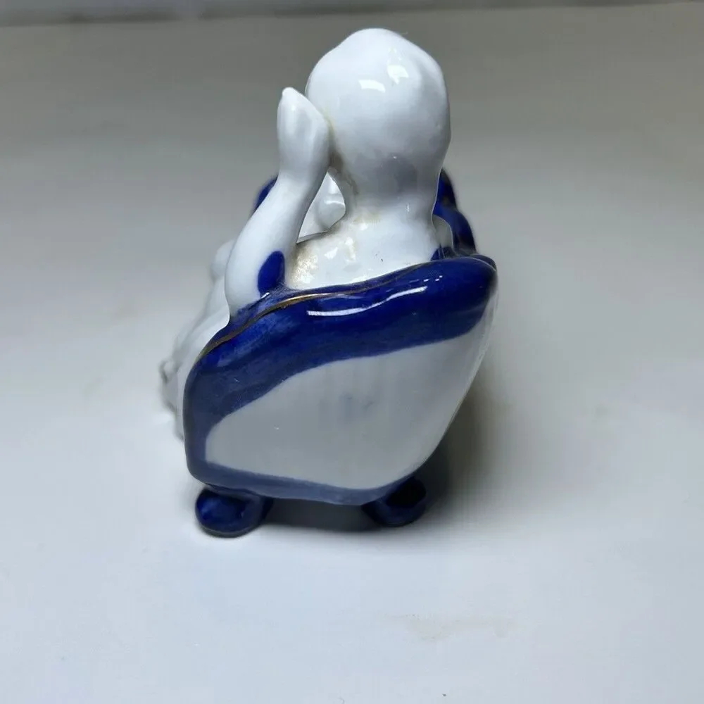 Vintage Victorian/Colonial Porcelain Lady On Sofa Figurine White/Blue Home Decor